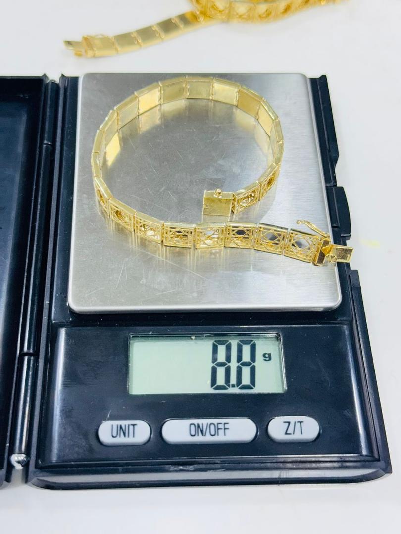 18K Gold Filigree Bracelet — 8.8g